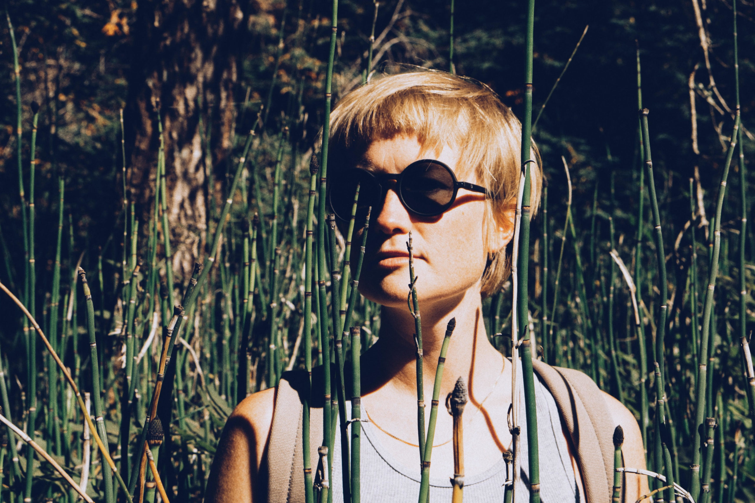 Rachel Mundus surrounded by nature